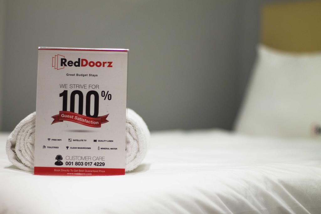 Reddoorz @ Legian Street Hotell Kuta Lombok Exteriör bild