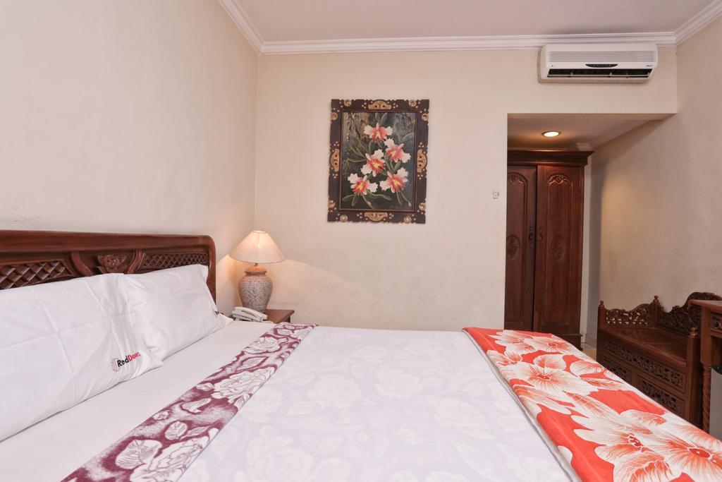 Reddoorz @ Legian Street Hotell Kuta Lombok Exteriör bild